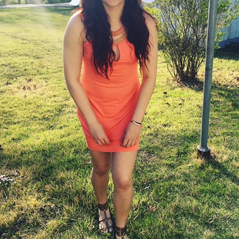 CHARLOTTE RUSSE Dress - Picture 4 of 4